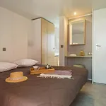 Provencal 4p 2bdrms Aircon 캠프장 생타굴프