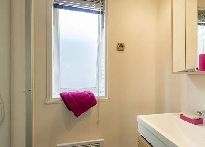 Provencal 4p 2bdrms Aircon Сен-Глф